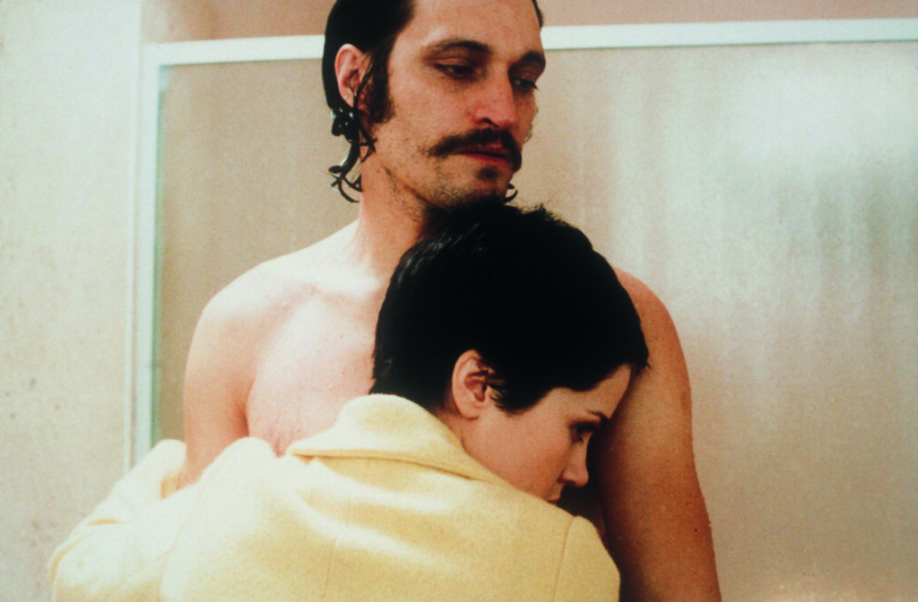 Tricia Vessey klammert sich an Vincent Gallo - Trouble Every Day.