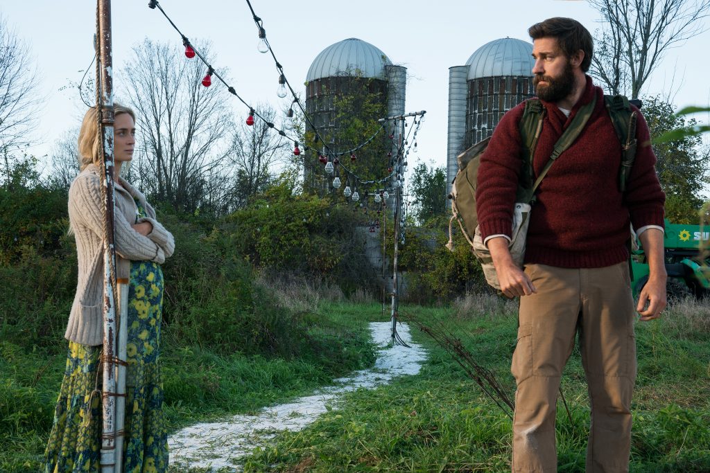 Emily Blunt and John Krasinski in A QUIET PLACE
