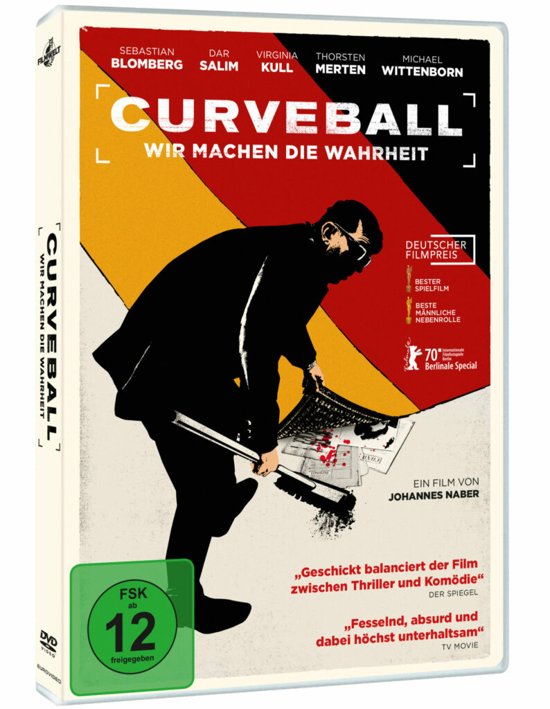 DVD-Cover des Films Curveball, ein Mann Besen kehrt Akten, die Blutflecken enthalten, unter eine als Teppich hingelegte Deutschland-Fahne in schwarz, rot und gelb