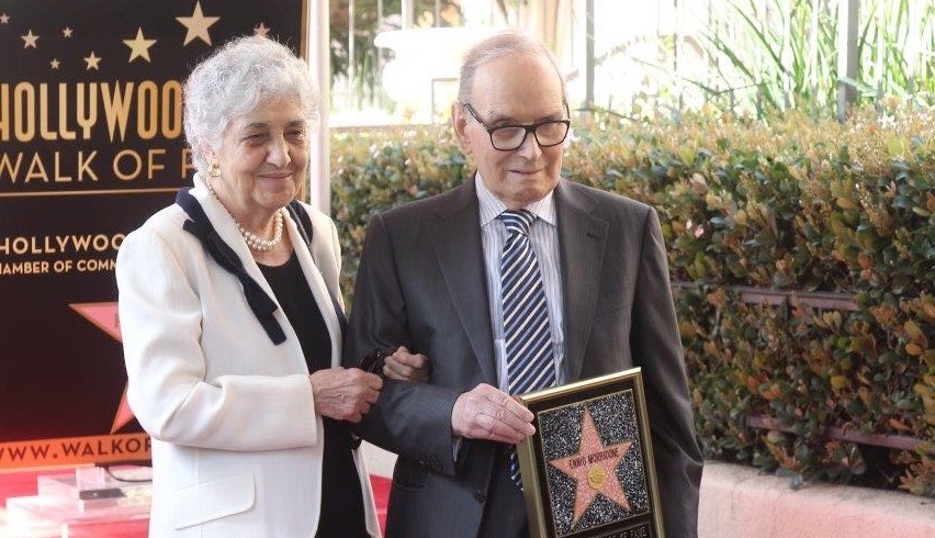 Ennio Morricone, hier mit seiner Frau Maria, erhält 2016 einen Stren auf dem Hollywood Walk of Fame. 