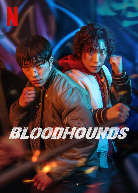 Das internationale Plakat zu Bloodhounds. Das Plakat zeigt die beiden jungen Boxer mit geballten Fäusten.