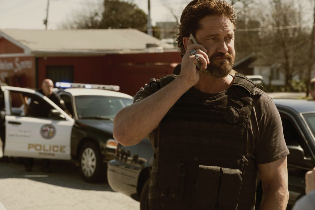 Nick Flanagan (Gerald Butler) macht am Telefon jeden zur Sau in Criminal Squad von 2017