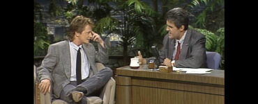 Auf dem Bild sieht man Michael J. Fox in der Talkshow von Jay Leno